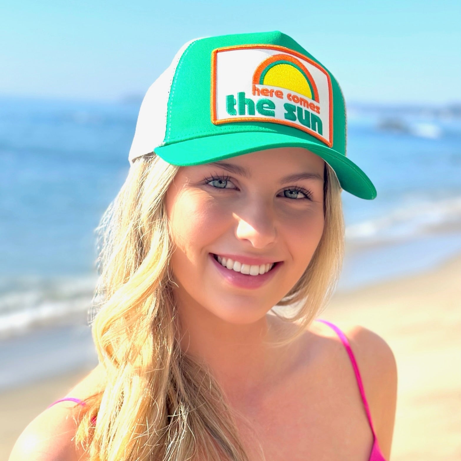 Here Comes the Sun Trucker - Green